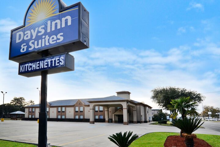 Days Inn & Suites by Wyndham Eunice