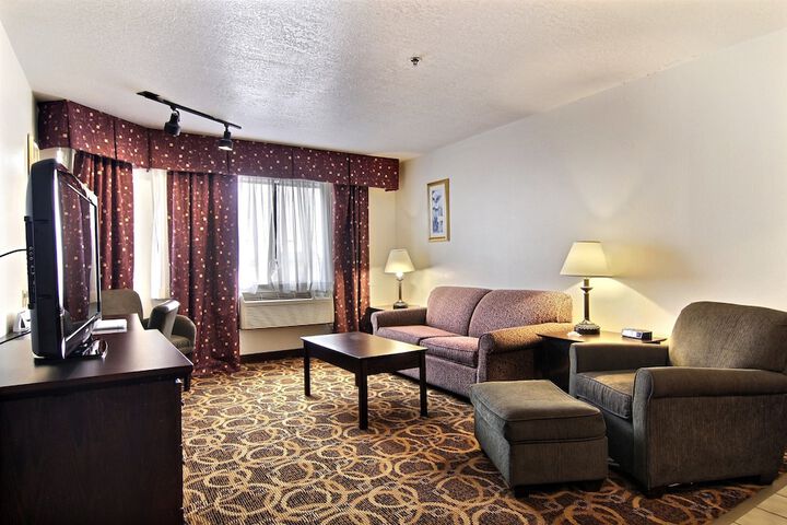 Room 15 of 28