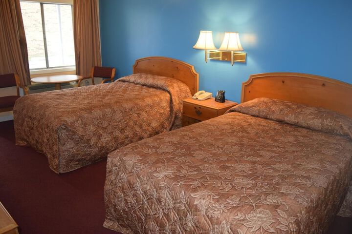Room 10 of 20