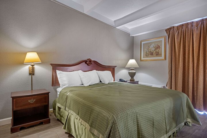 Rodeway Inn Clermont North