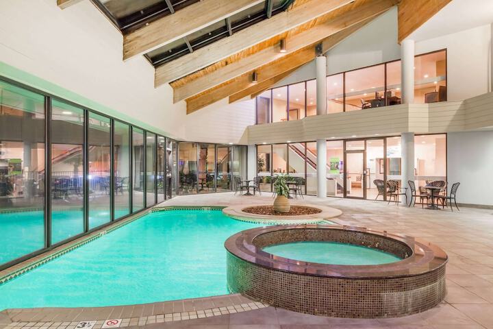 Pool 5 of 43