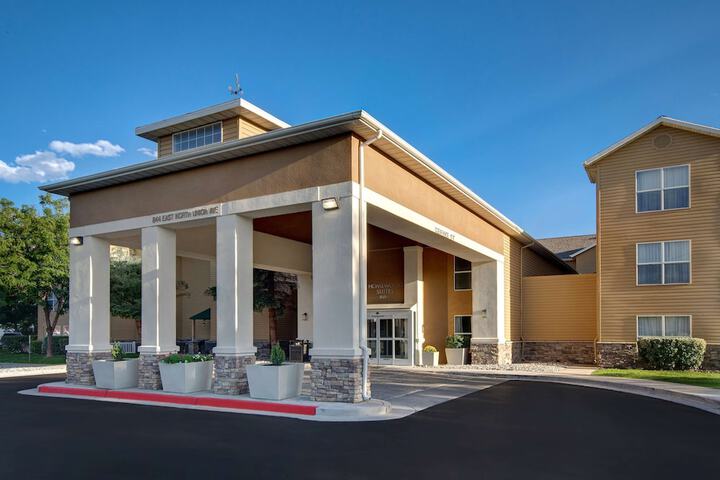 Hotel 1 of 71