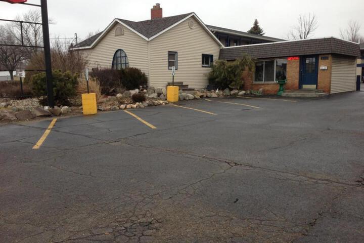 Cadet Motor Inn Coldwater