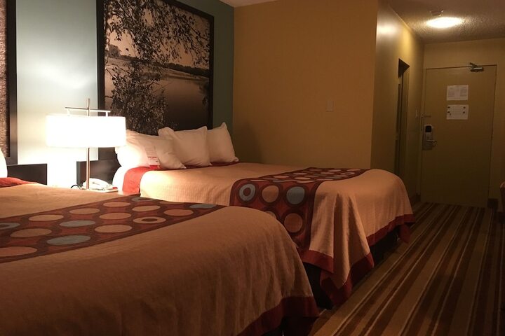 Room 16 of 32