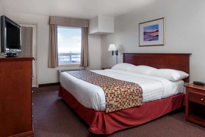 Room 21 of 36