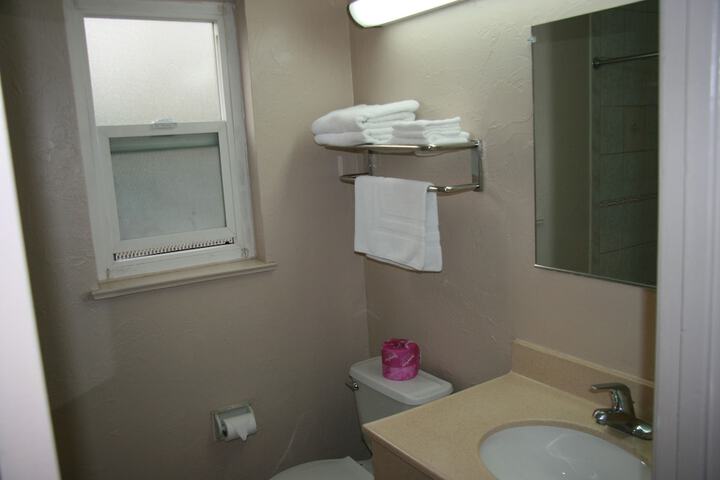 Room 16 of 49
