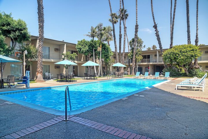 Pool 7 of 51