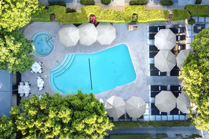 Pool 26 of 83