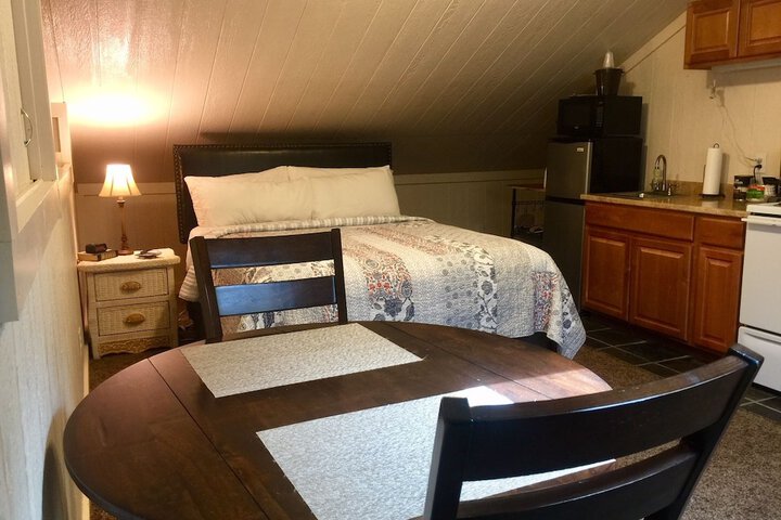 Room 39 of 49