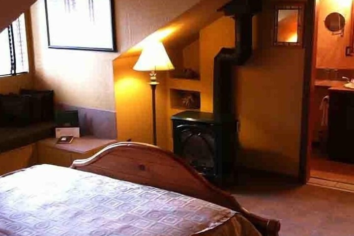 Room 62 of 150