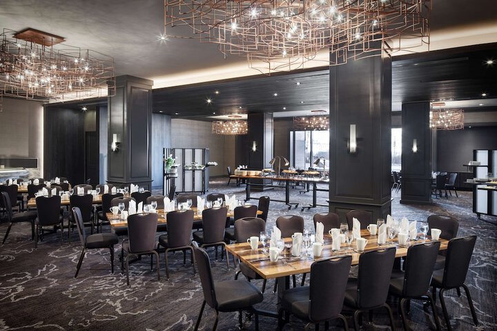 The Logan Philadelphia Curio Collection by Hilton