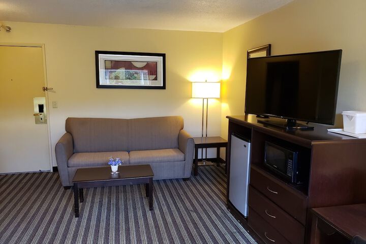 Quality Inn & Suites Vancouver - Hazel Dell