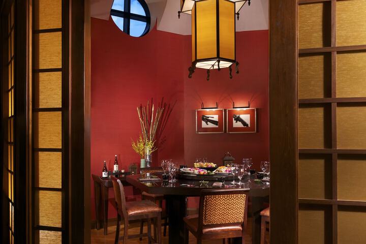 Dining 91 of 222