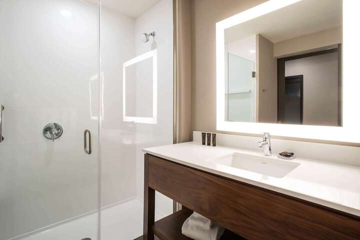 Room 3 of 18