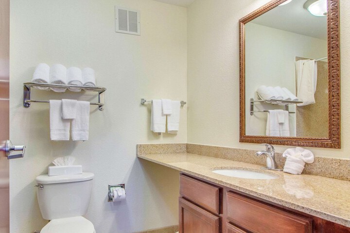 Room 20 of 28