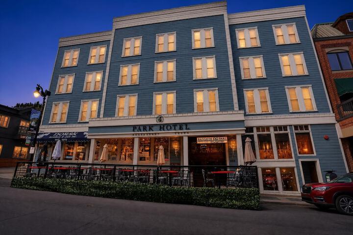 Park Hotel Condominiums