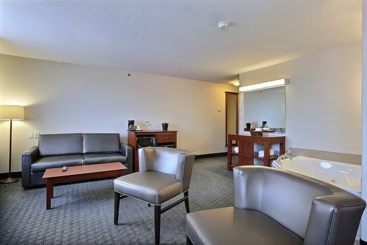 Super 8 by Wyndham Trois-Rivieres