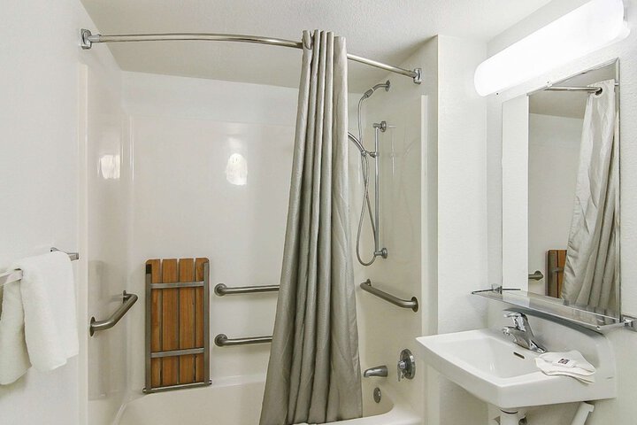 Motel 6 Buellton CA - Solvang Area