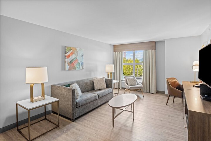 Holiday Inn Hotel & Suites Surrey East Cloverdale by IHG