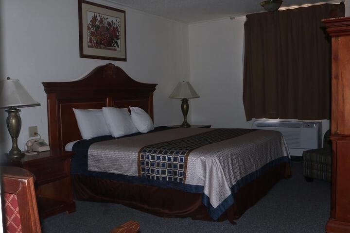 Room 19 of 25