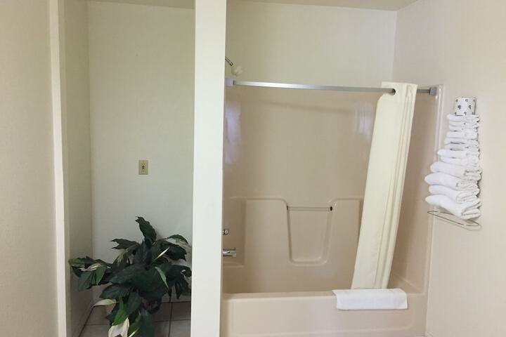 Room 32 of 56