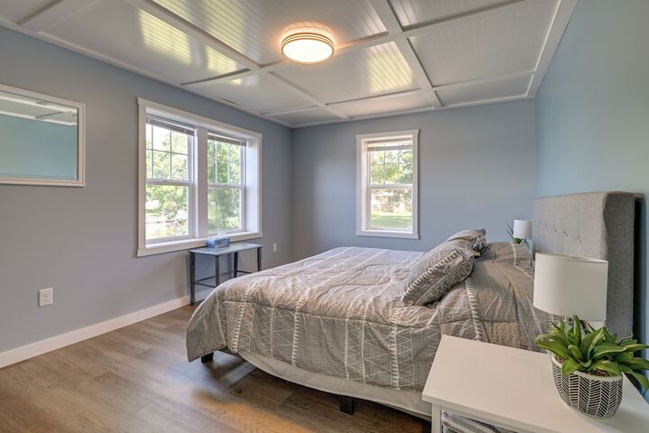 Chippewa Falls Getaway w / Community Lake Access!