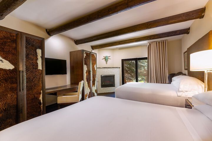 El Monte Sagrado Living Resort & Spa