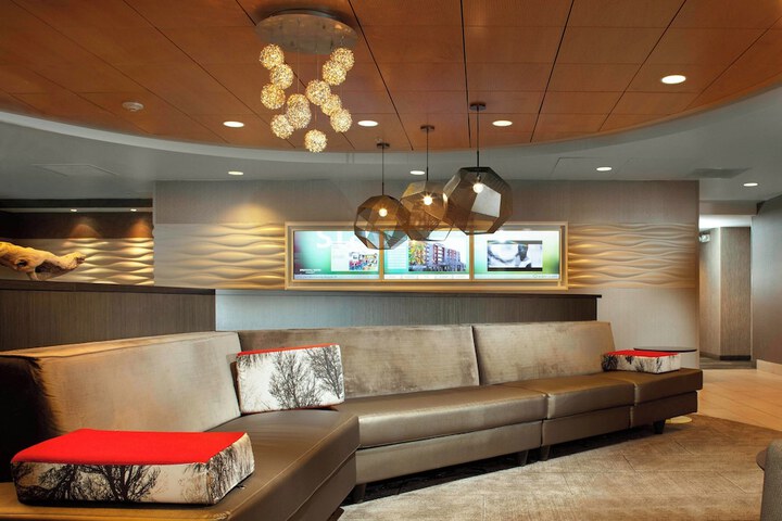 SpringHill Suites Cincinnati North / Forest Park