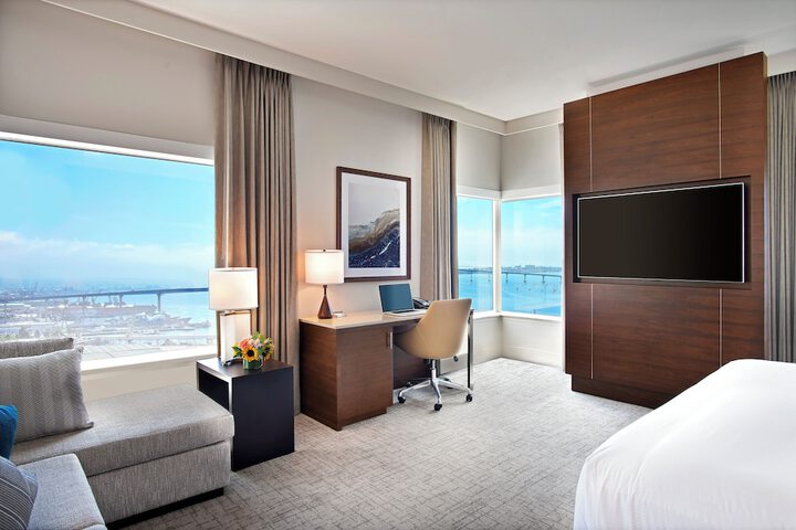 Hilton San Diego Bayfront
