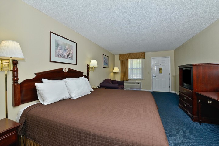 Room 9 of 20