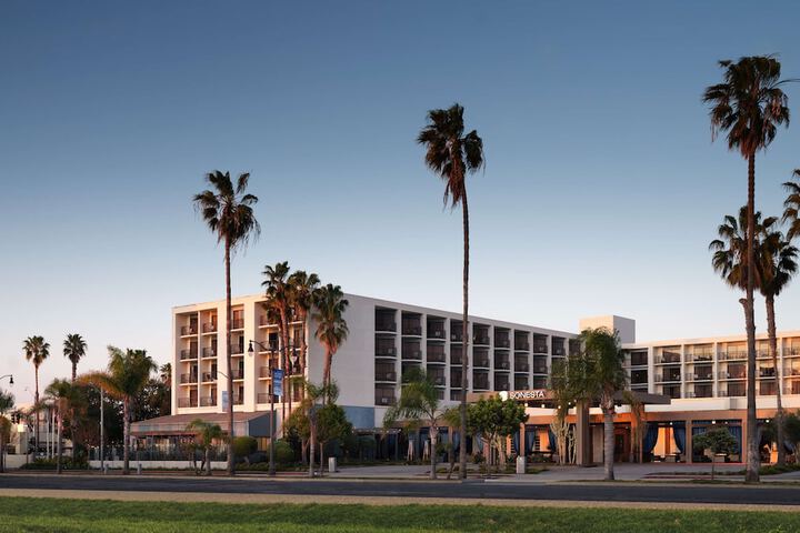 Hotel 4 of 95