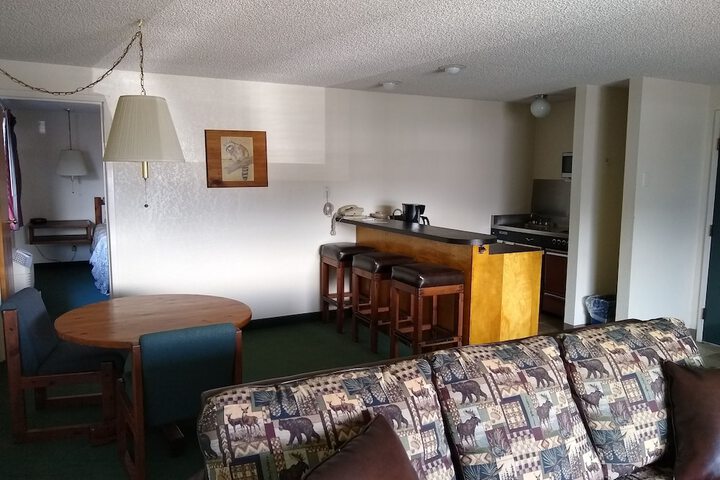 Wilderness Inn