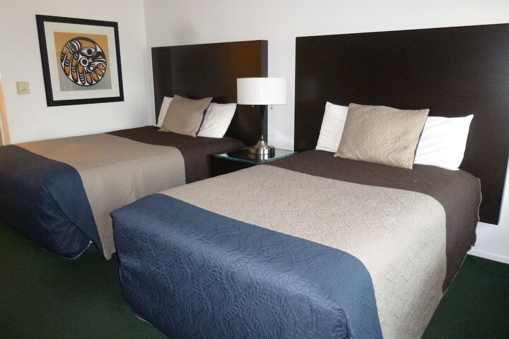Cougar Land Motel