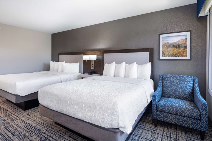 Hampton Inn & Suites Agoura Hills