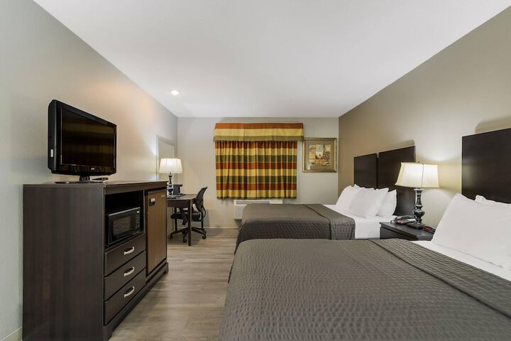 Econo Lodge Inn & Suites Yankton