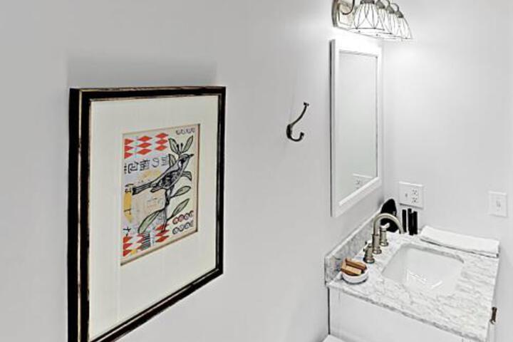 7 3rd Street Home