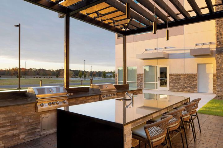 Terrace/Patio 53 of 56