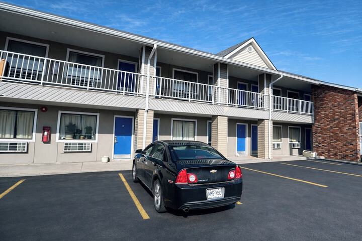 Residential Suites Blue Springs by Hotel O I 70