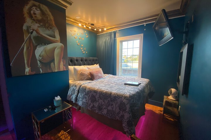 Room 53 of 130
