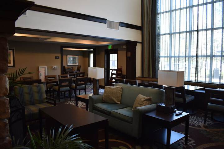 Staybridge Suites Cranbury by IHG