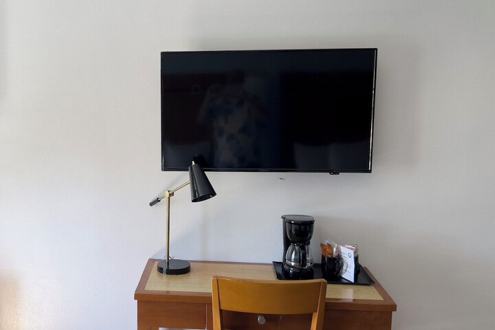 Room 12 of 56