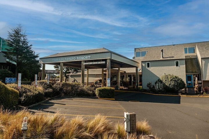 Embarcadero Resort Hotel & Marina