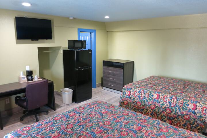 Room 7 of 13