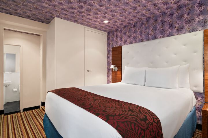 Room 27 of 55