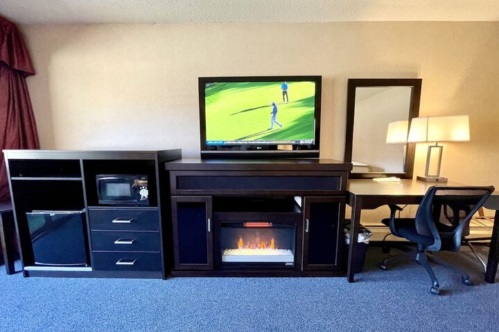 Room 10 of 29