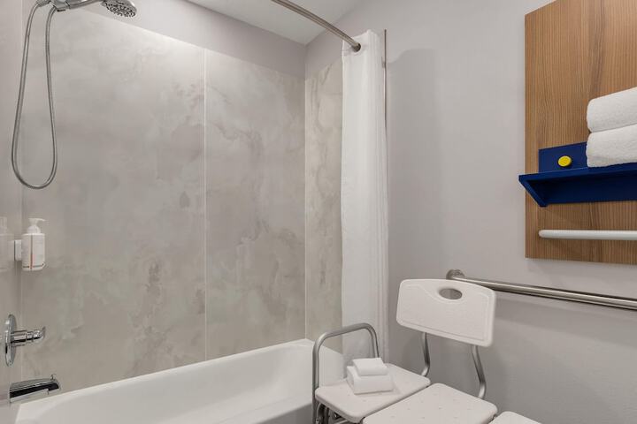 Microtel Inn & Suites by Wyndham Culpeper