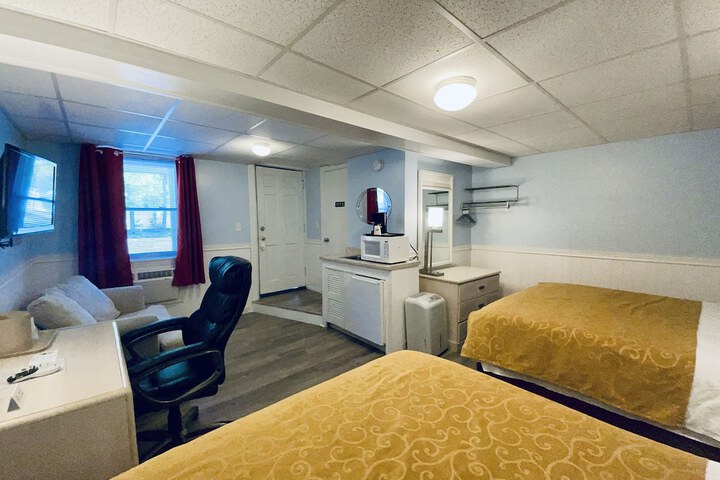 Room 33 of 58