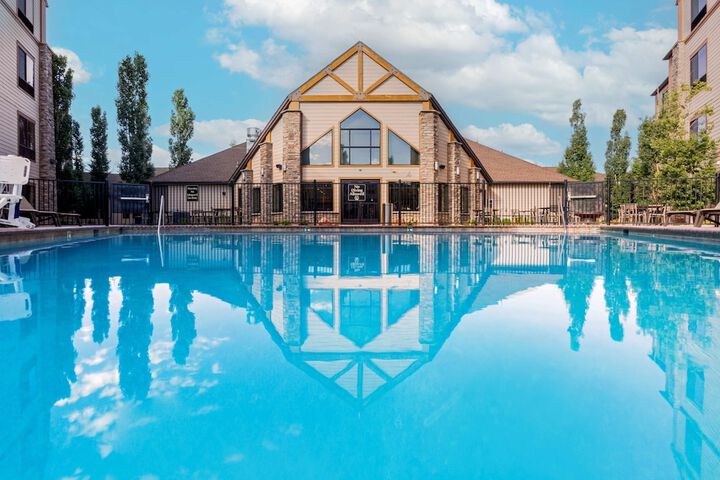 Pool 4 of 31