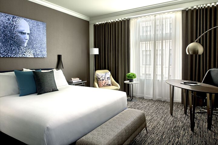 Room 22 of 45