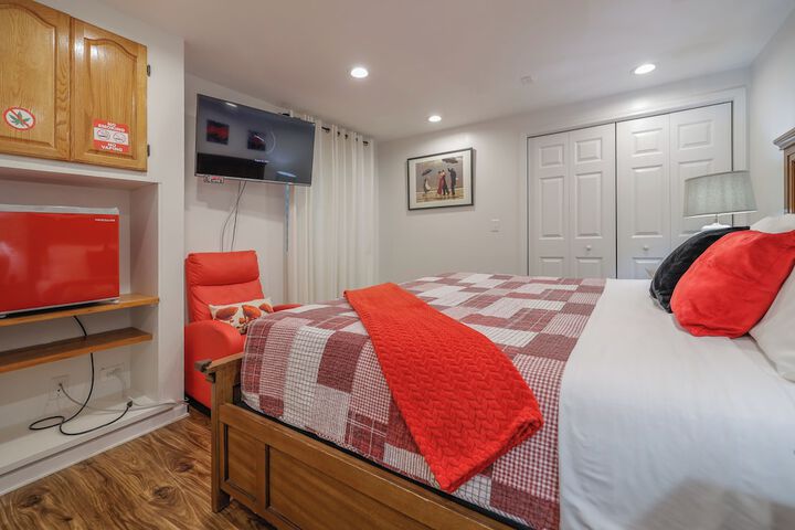 HARMONY INN